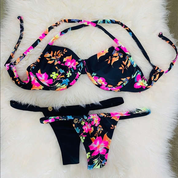 Brazilian Bikini - Picture 1 of 1